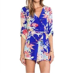 Yumi Kim Blue Hawaii Floral Romper. Size Medium.
